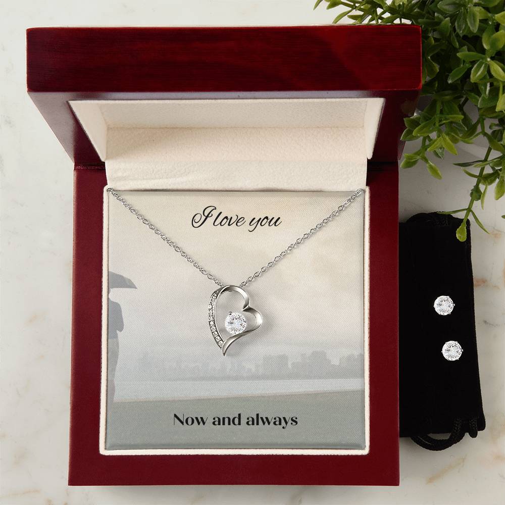 The heart necklace - from beginning to end, I love you, now and always